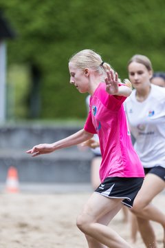 Bild 91 - wBJ/wCJ Beachsoccer Cup